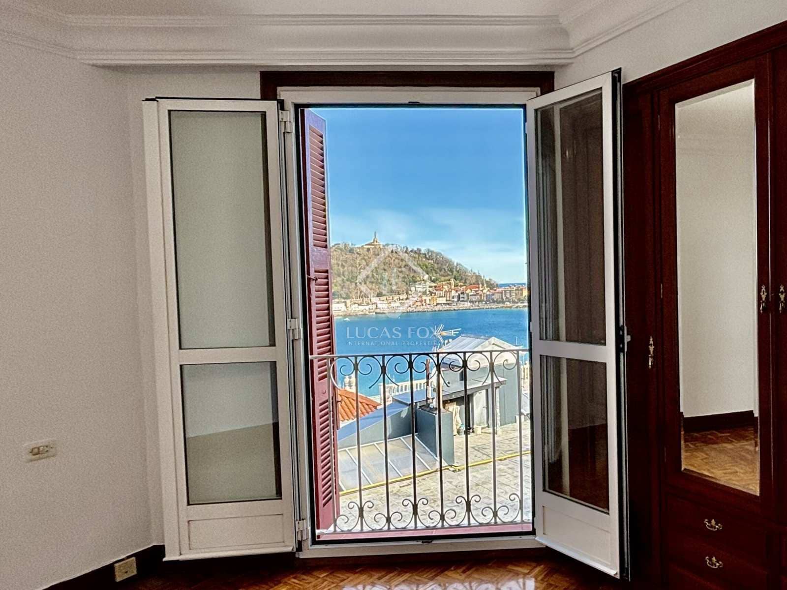 4 slaapkamer Villa te koop in Donostia-San Sebastian - € 2.990.000 (Ref: 8182868)
