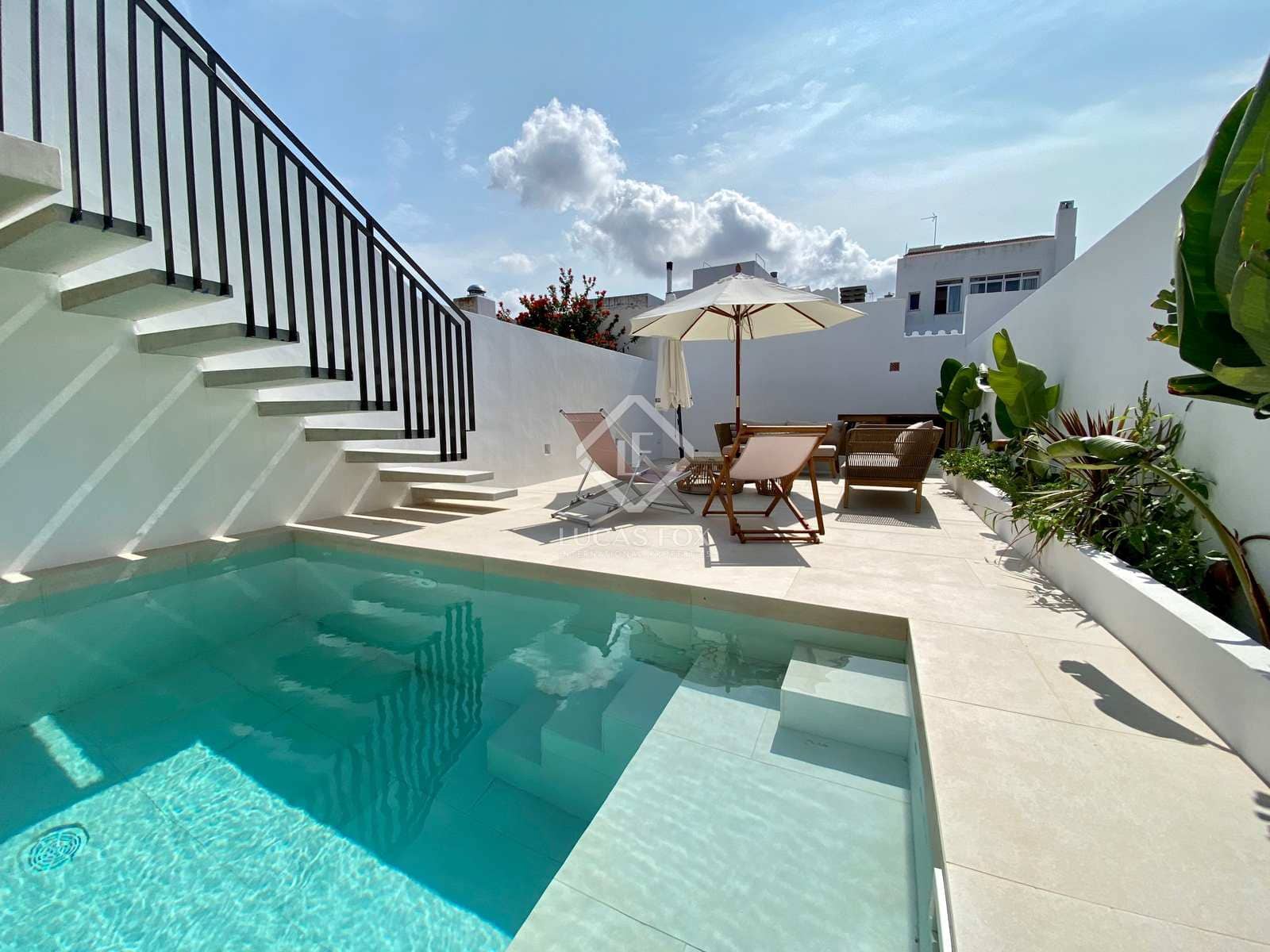 4 soveværelse Penthouse til salg i Ciutadella de Menorca med swimmingpool - € 840.000 (Ref: 8184865)