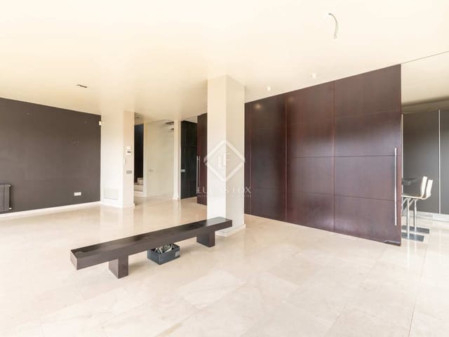 4 soverom Villa til salgs i Matadepera med svømmebasseng garasje - € 900 000 (Ref: 8185420)