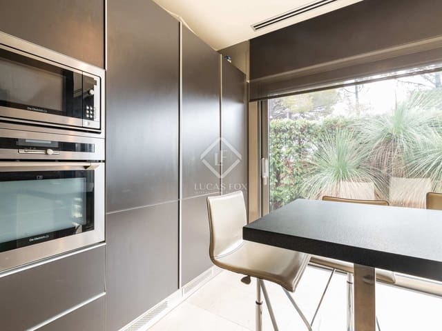 4 soverom Villa til salgs i Matadepera med svømmebasseng garasje - € 900 000 (Ref: 8185420)