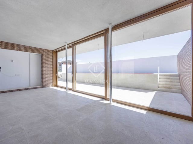 3 soveværelse Villa til salg i Riba-roja de Túria - € 590.000 (Ref: 8188626)