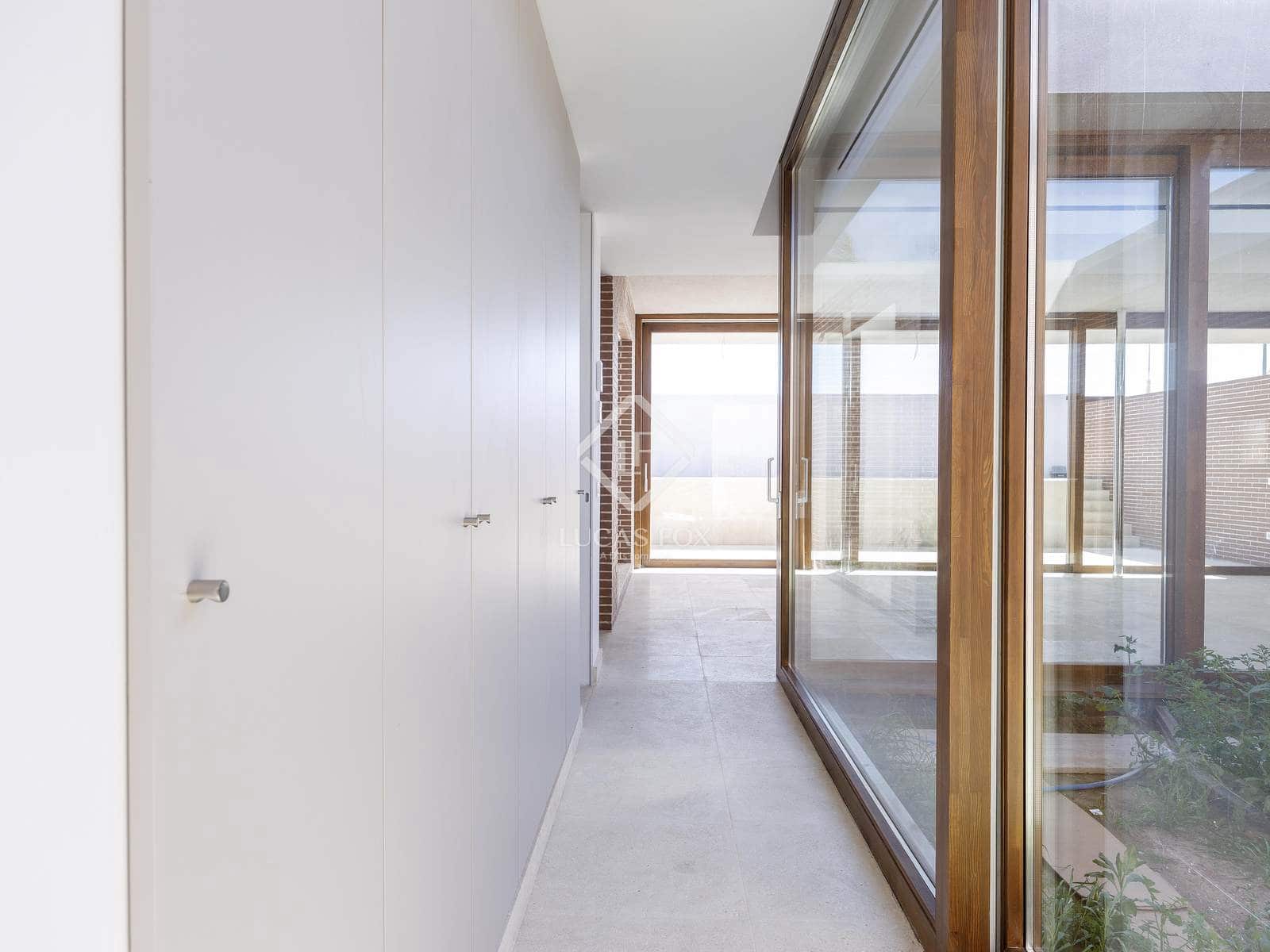 3 soveværelse Villa til salg i Riba-roja de Turia - € 590.000 (Ref: 8188626)