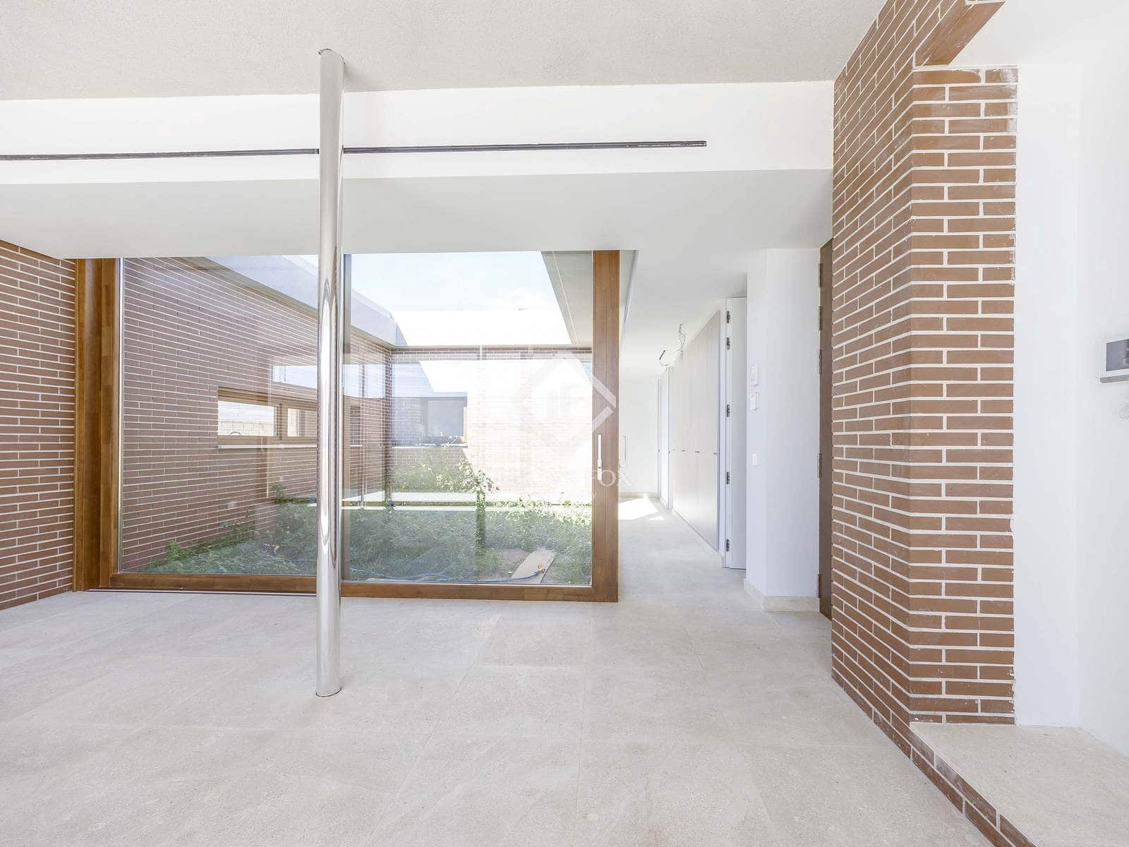 3 soveværelse Villa til salg i Riba-roja de Turia - € 590.000 (Ref: 8188626)