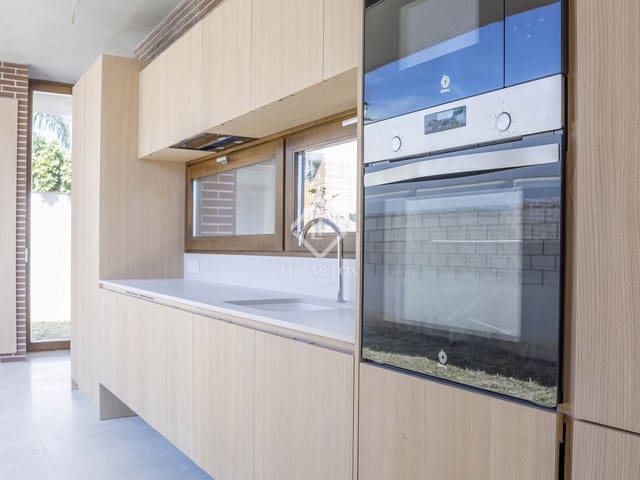 3 soveværelse Villa til salg i Riba-roja de Túria - € 590.000 (Ref: 8188629)