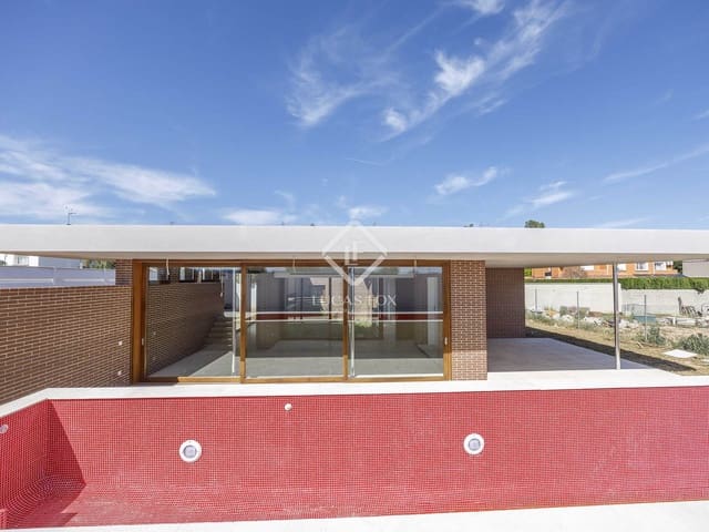 3 soveværelse Villa til salg i Riba-roja de Túria - € 590.000 (Ref: 8188630)