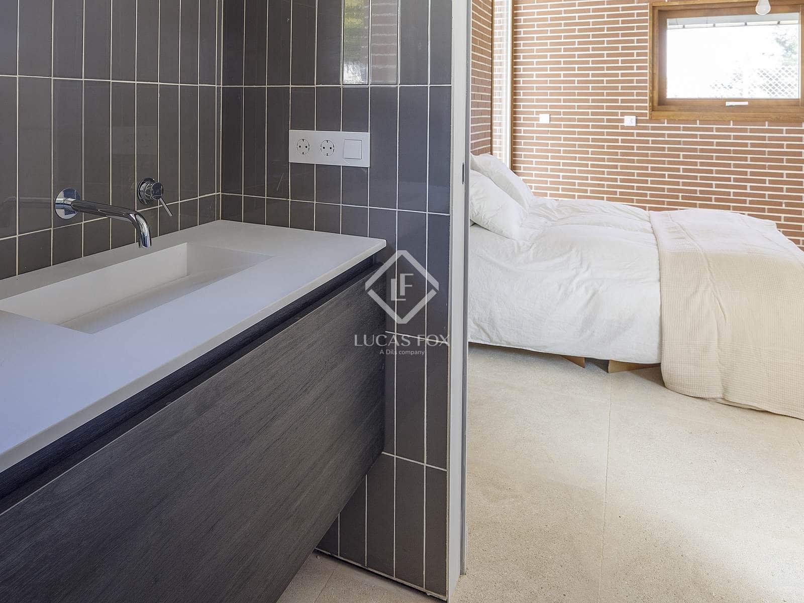 3 soveværelse Villa til salg i Riba-roja de Turia - € 590.000 (Ref: 8188630)