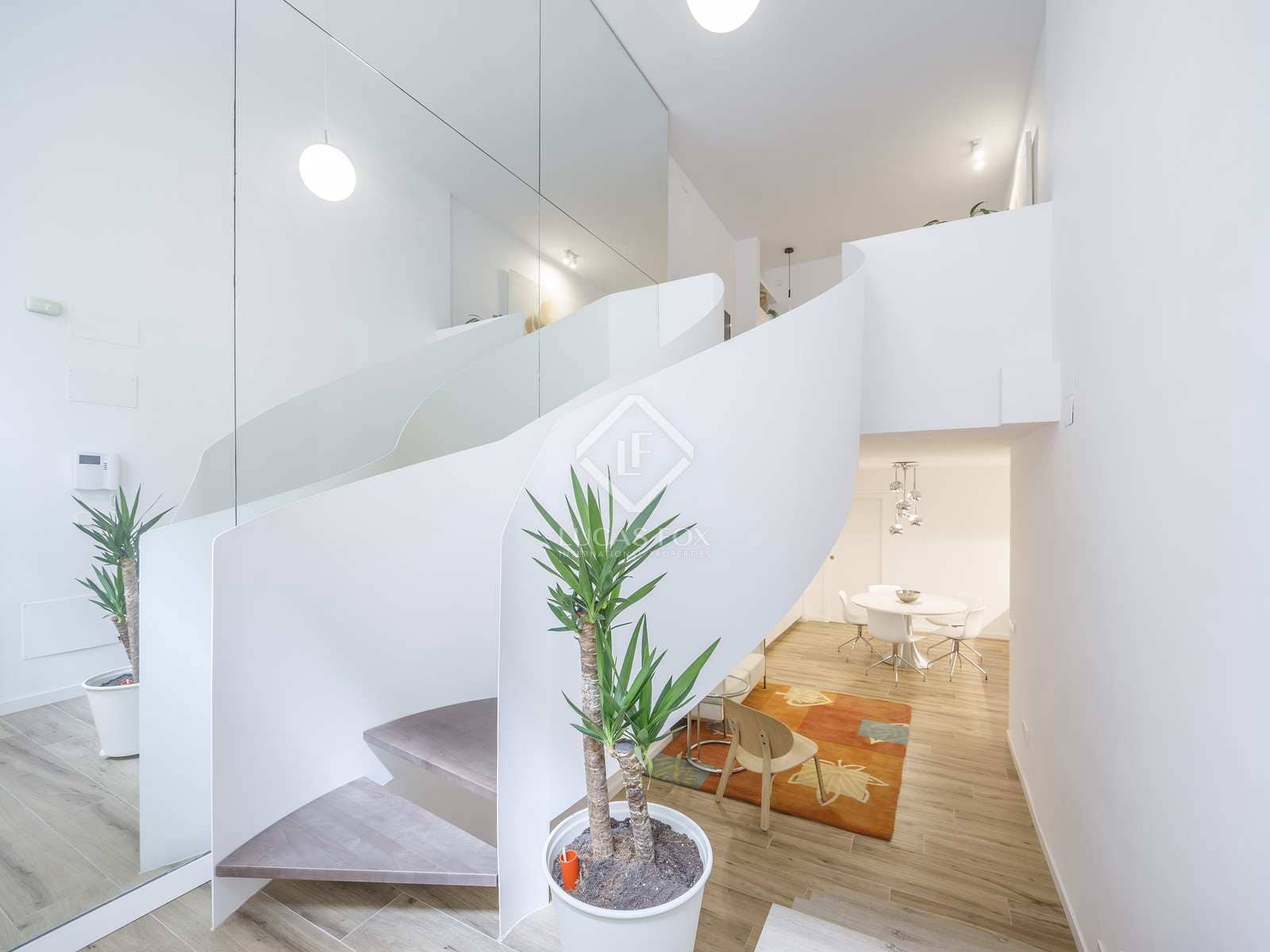 2 soverom Leilighet til leie i Valencia by - € 2 100 (Ref: 8188632)