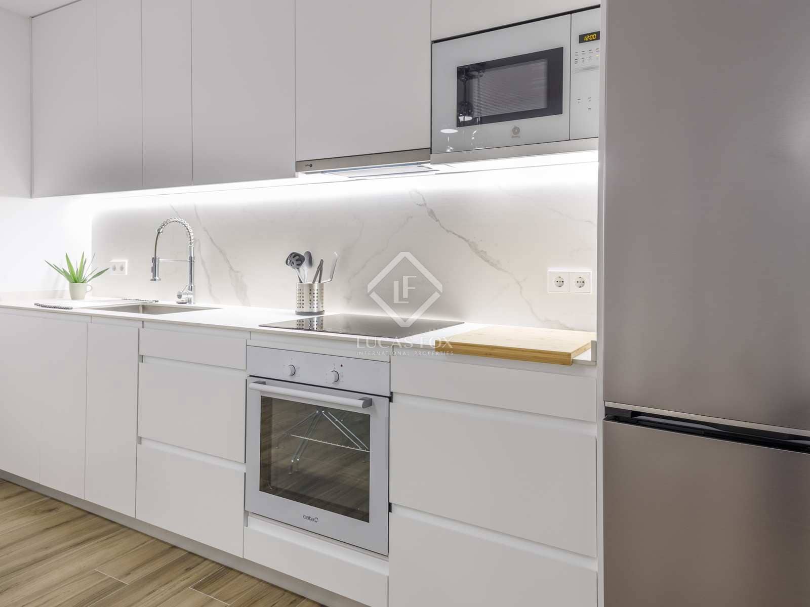 2 soverom Leilighet til leie i Valencia by - € 2 100 (Ref: 8188632)