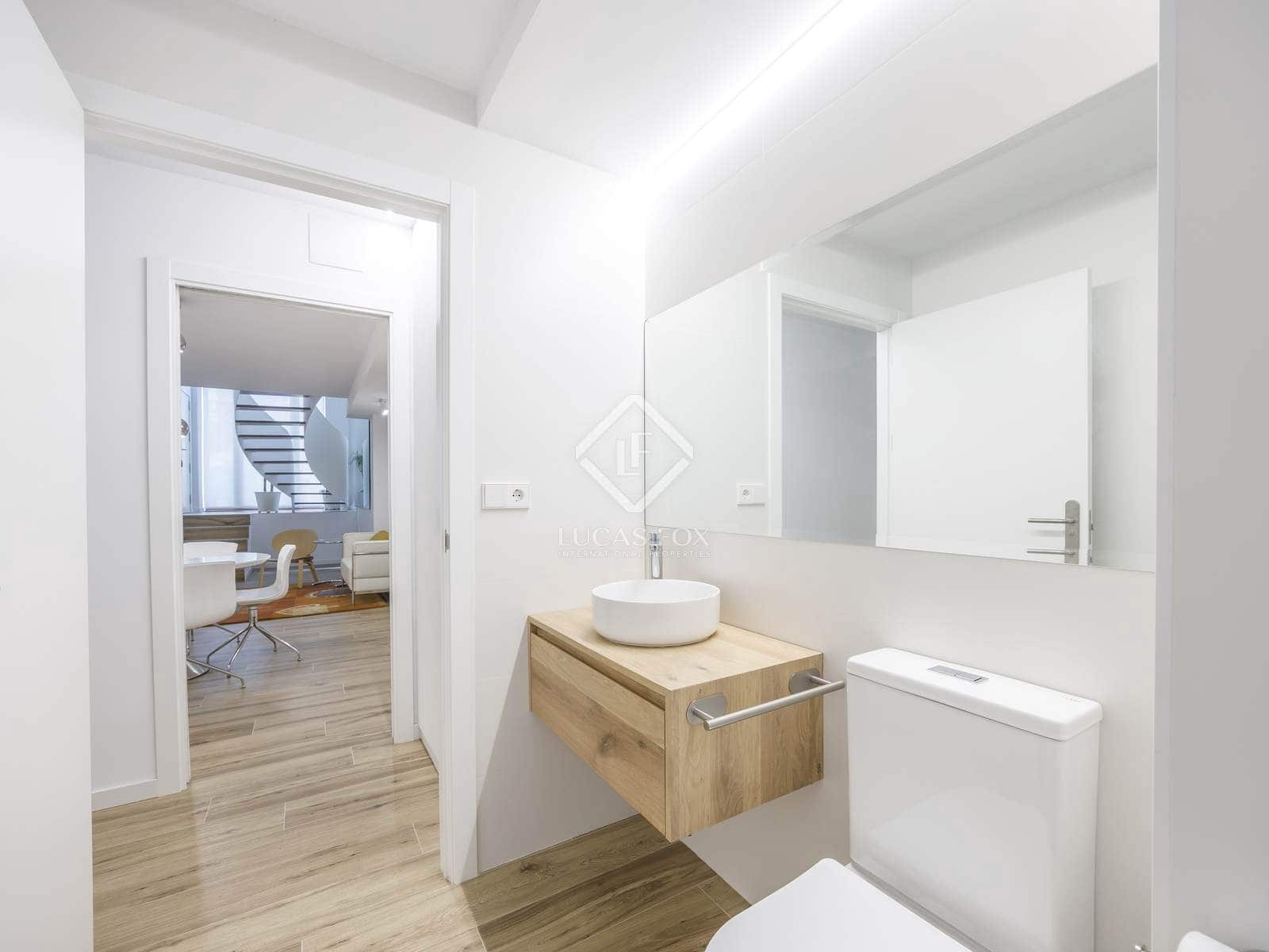 2 soverom Leilighet til leie i Valencia by - € 2 100 (Ref: 8188632)