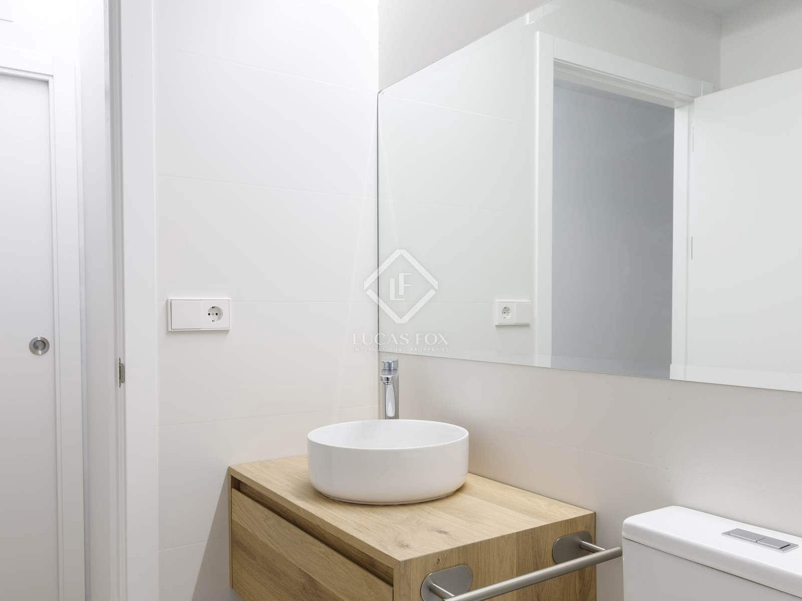 2 soverom Leilighet til leie i Valencia by - € 2 100 (Ref: 8188632)