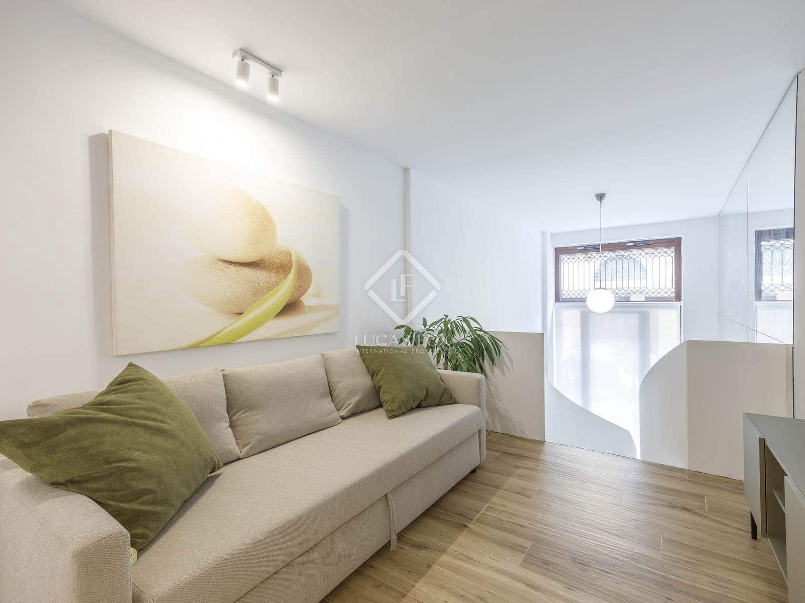 2 soverom Leilighet til leie i Valencia by - € 2 100 (Ref: 8188632)