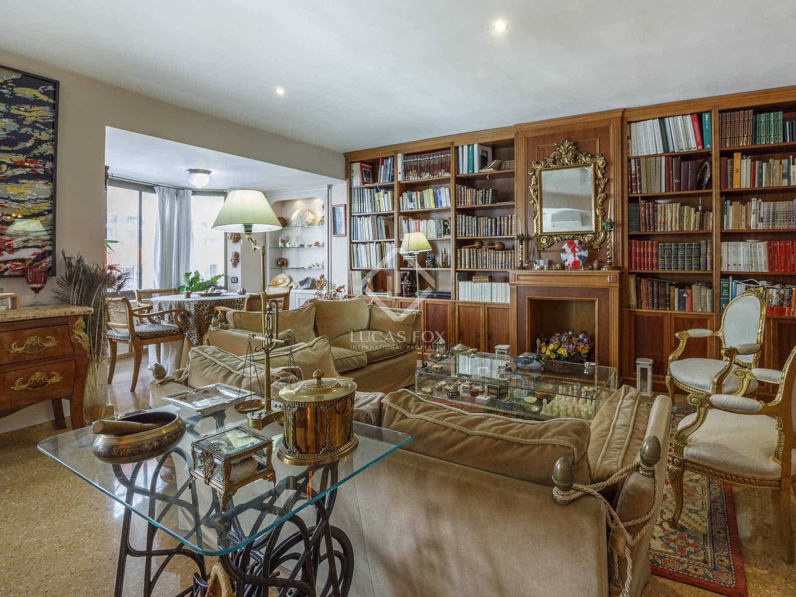 5 soverom Leilighet til salgs i Valencia by - € 810 000 (Ref: 8188656)