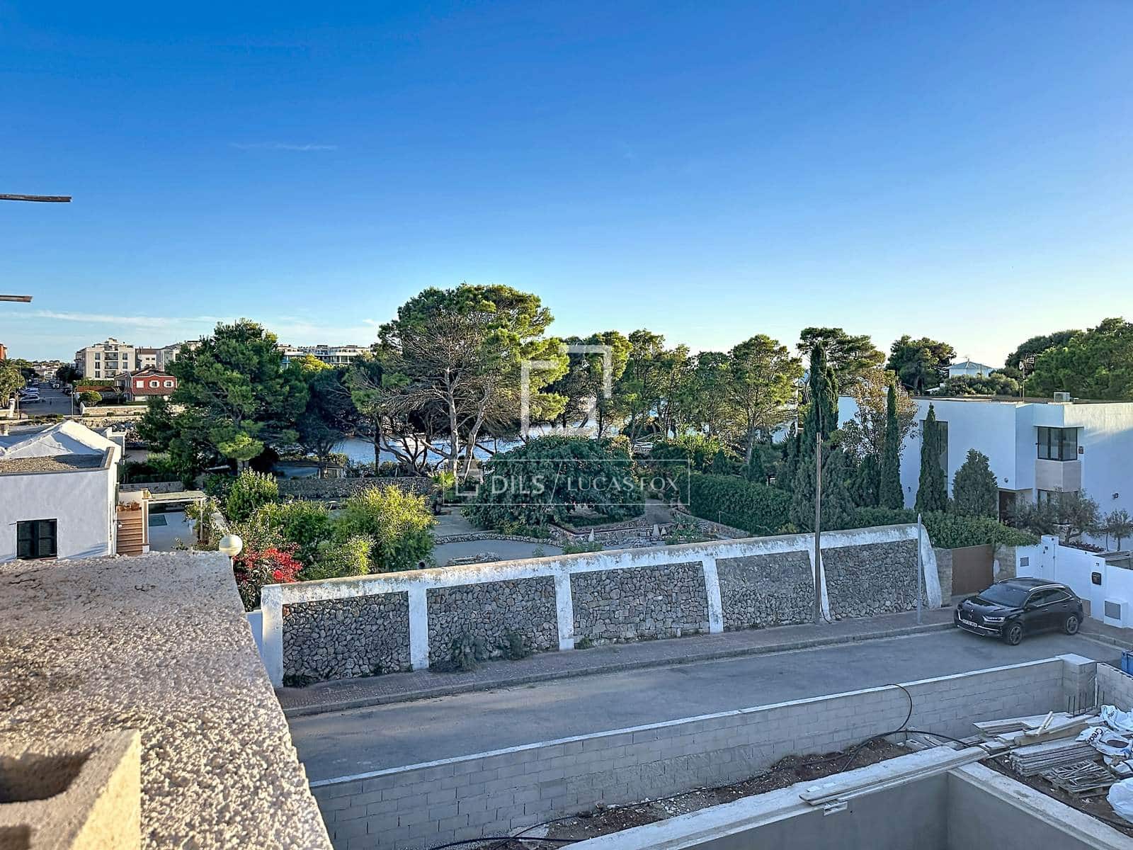 4 slaapkamer Villa te koop in Ciutadella de Menorca met zwembad garage - € 2.200.000 (Ref: 8198265)