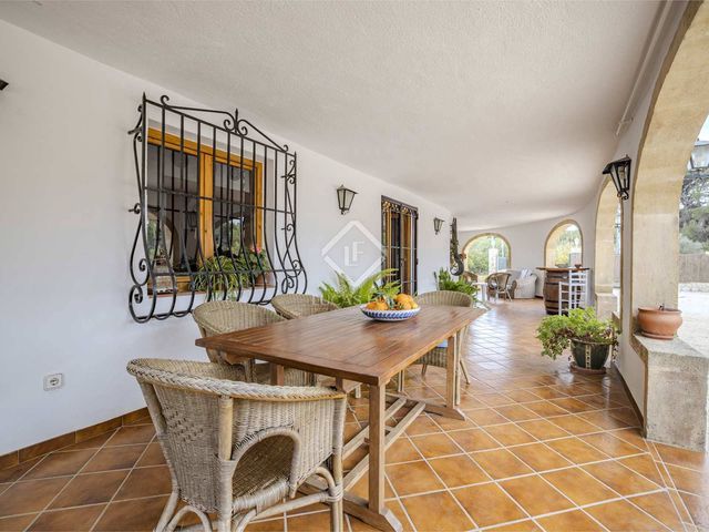 4 sypialnia Willa na sprzedaż w Javea / Xàbia z basenem garażem - 795 000 € (Ref: 8200763)