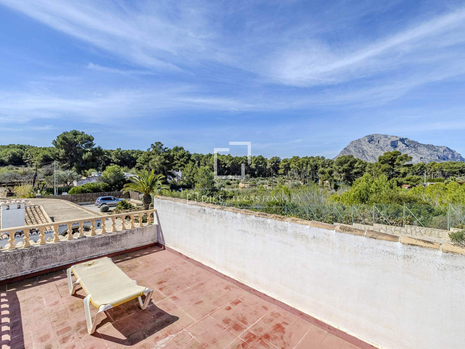 4 sypialnia Willa na sprzedaż w Javea / Xabia z basenem garażem - 795 000 € (Ref: 8200763)
