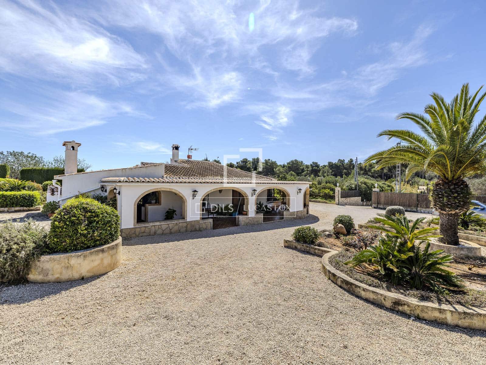 4 sypialnia Willa na sprzedaż w Javea / Xabia z basenem garażem - 795 000 € (Ref: 8200763)