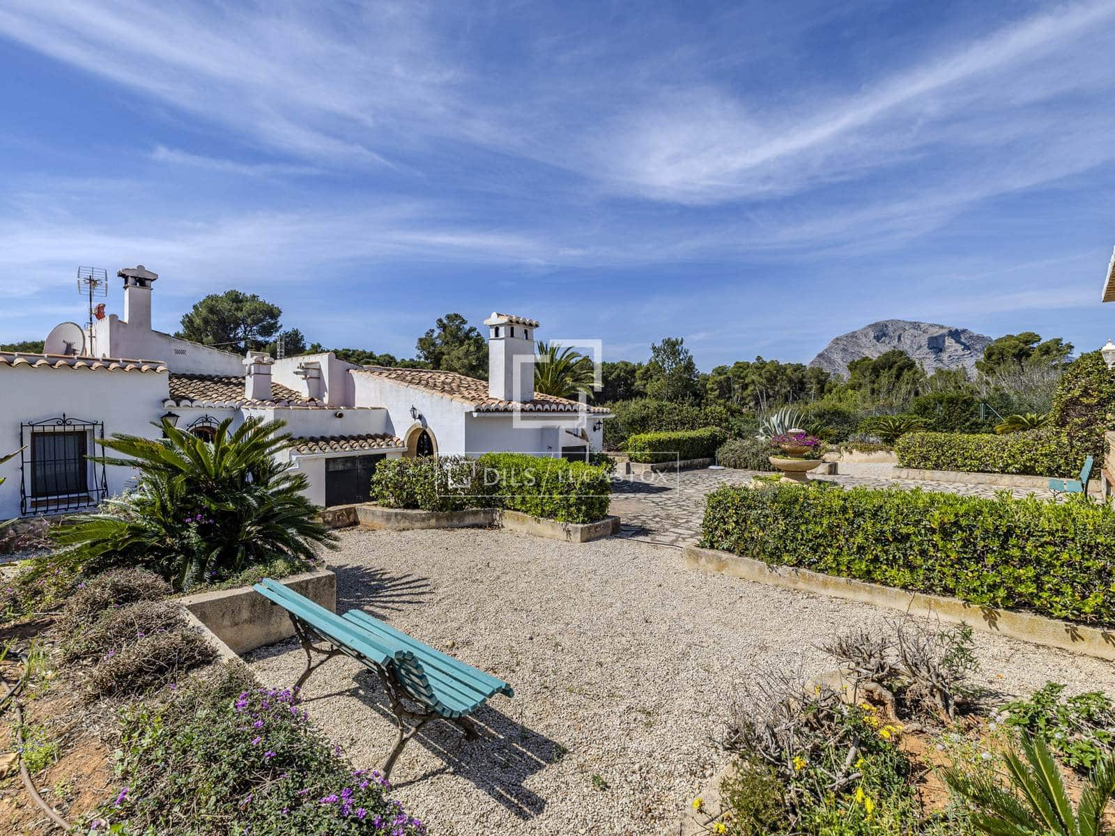 4 sypialnia Willa na sprzedaż w Javea / Xabia z basenem garażem - 795 000 € (Ref: 8200763)