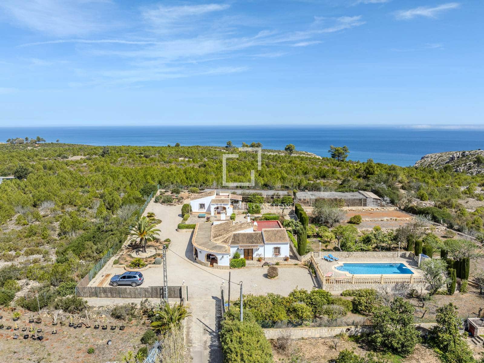 4 sypialnia Willa na sprzedaż w Javea / Xabia z basenem garażem - 795 000 € (Ref: 8200763)