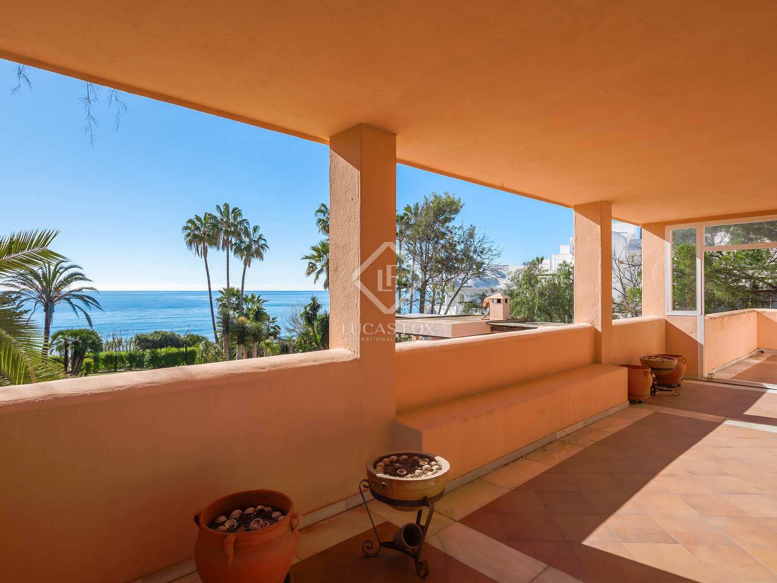 8 bedroom Villa for sale in Estepona with pool garage - € 8,400,000 (Ref: 8206024)