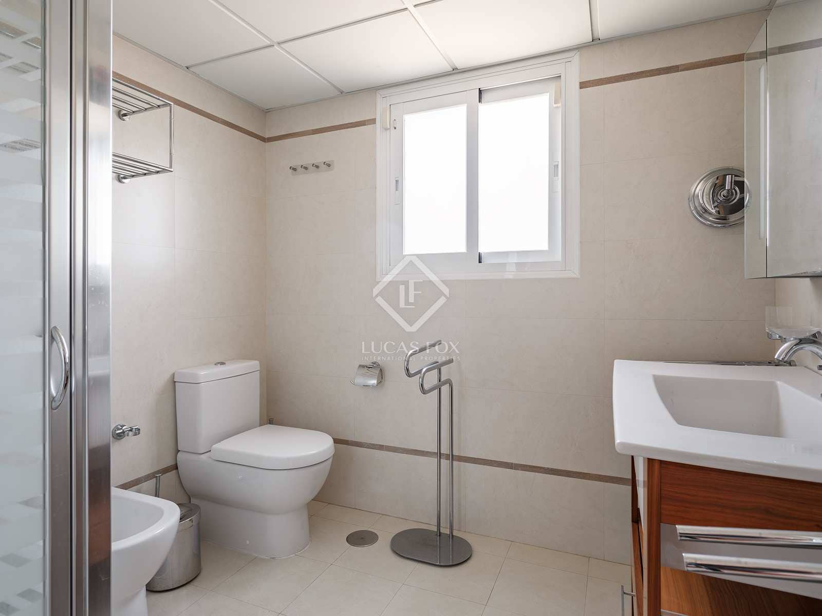 8 bedroom Villa for sale in Estepona with pool garage - € 8,400,000 (Ref: 8206024)