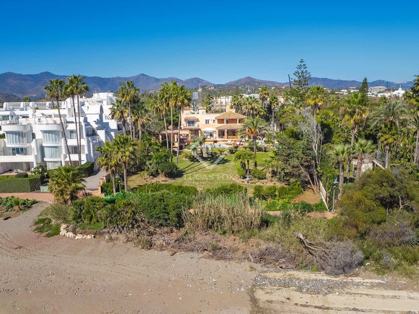 8 bedroom Villa for sale in Estepona with pool garage - € 8,400,000 (Ref: 8206024)