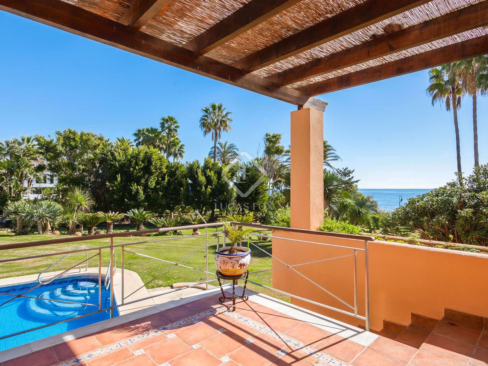 8 bedroom Villa for sale in Estepona with pool garage - € 8,400,000 (Ref: 8206024)