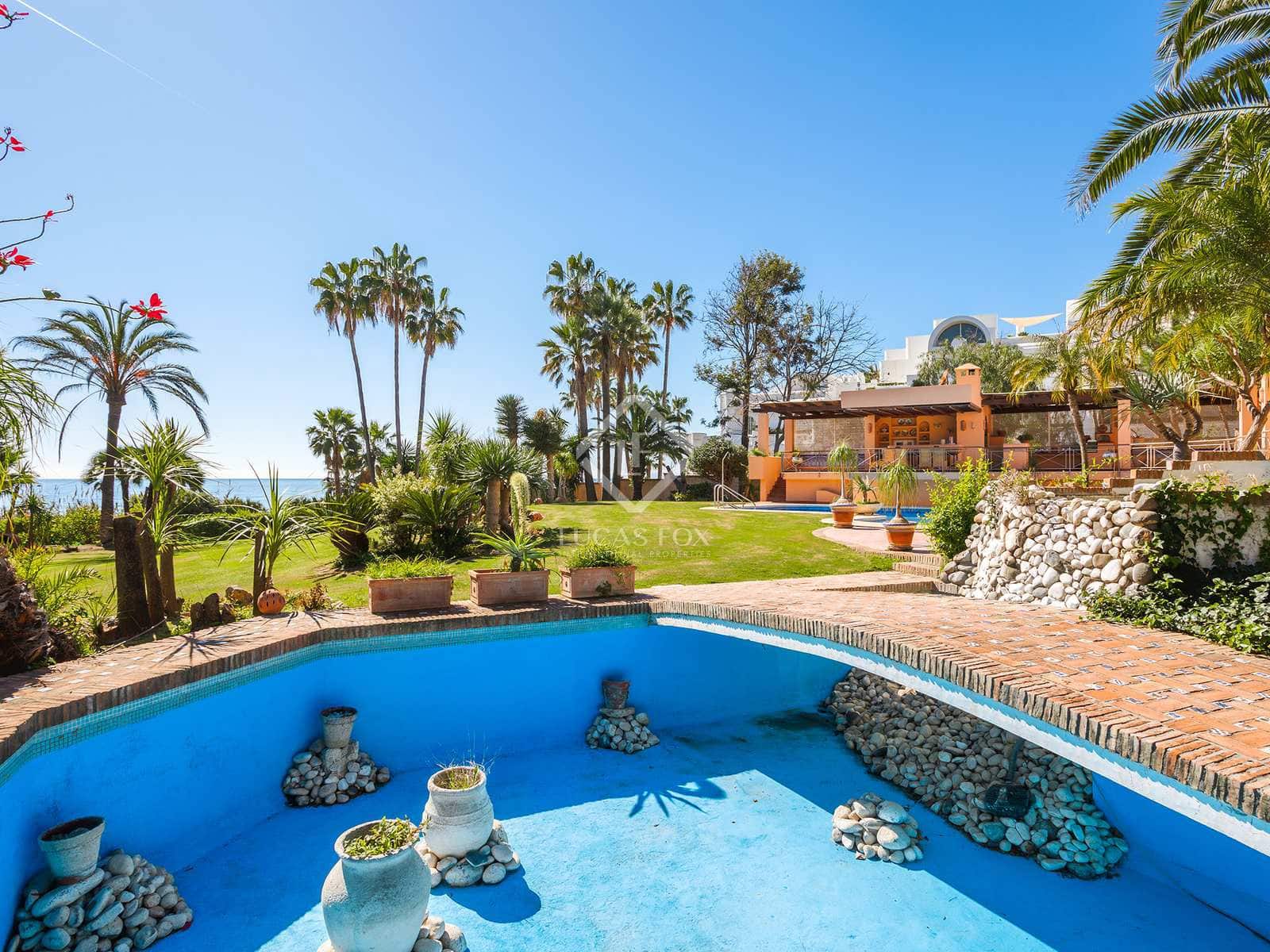8 bedroom Villa for sale in Estepona with pool garage - € 8,400,000 (Ref: 8206024)
