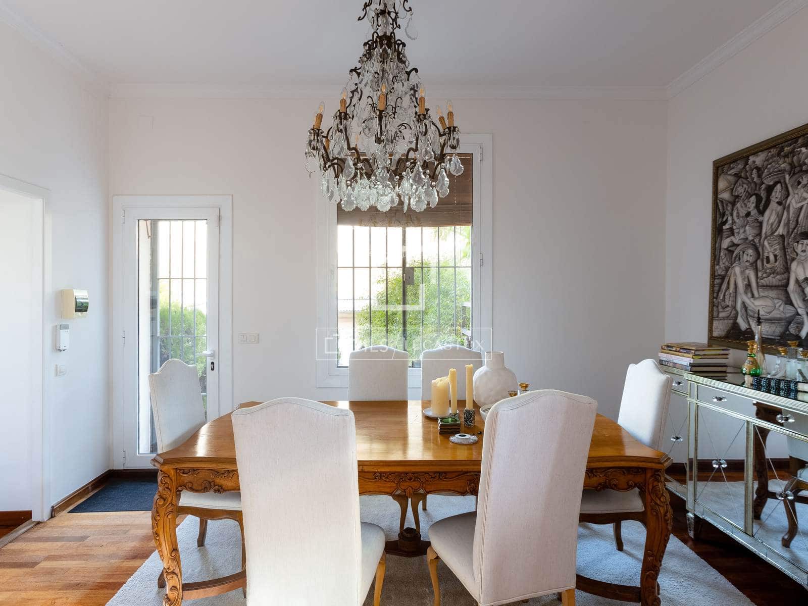 5 soverom Villa til salgs i Argentona med svømmebasseng garasje - € 1 100 000 (Ref: 8207024)