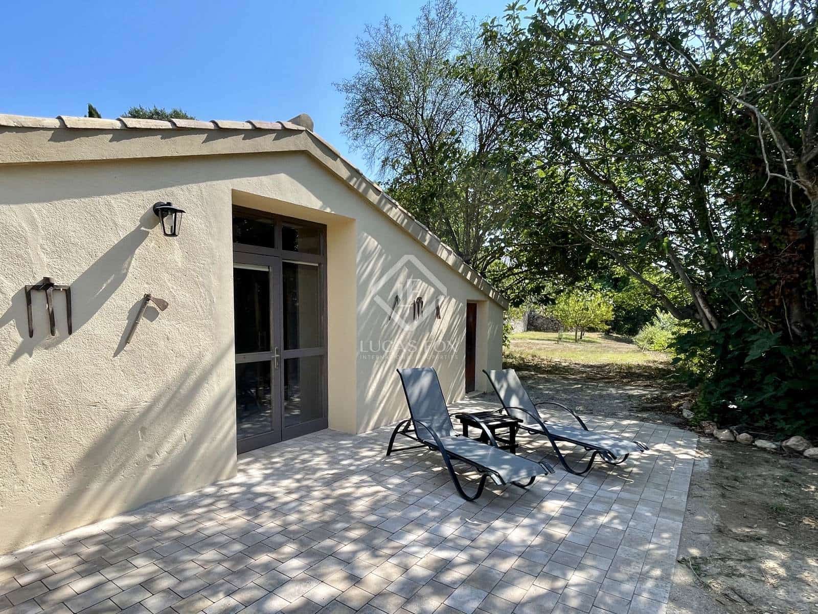 18 soveværelse Finca/Landehus til salg i La Torre de Claramunt med swimmingpool garage - € 2.350.000 (Ref: 8207103)