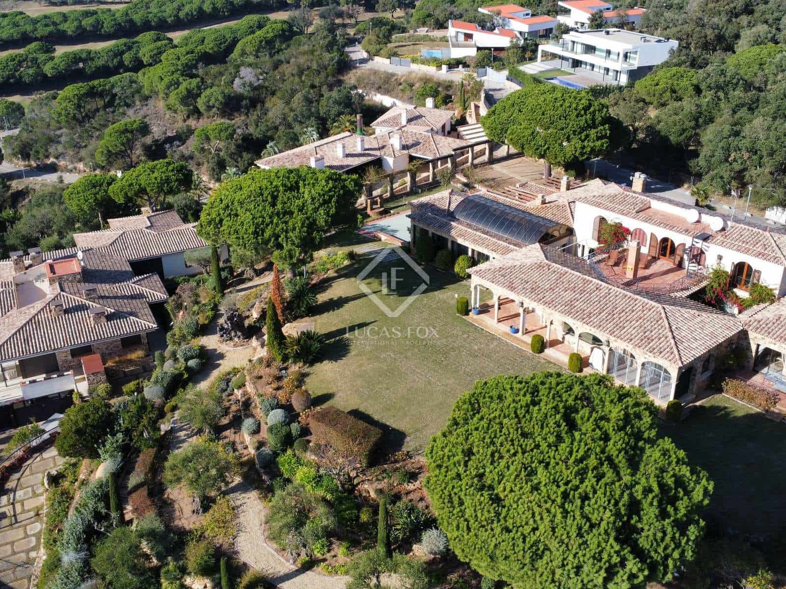 14 soveværelse Villa til salg i Platja d'Aro med swimmingpool garage - € 15.000.000 (Ref: 8207104)