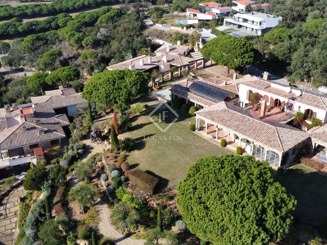 14 bedroom Villa for sale in Platja d'Aro, Castell-Platja d'Aro with pool garage - € 15,000,000 (Ref: 8207104)