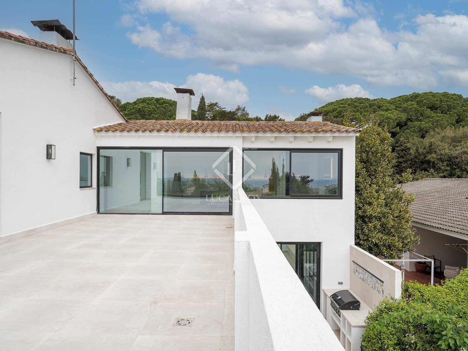 8 bedroom Villa for sale in Sant Andreu de Llavaneres with pool garage - € 2,475,000 (Ref: 8210050)