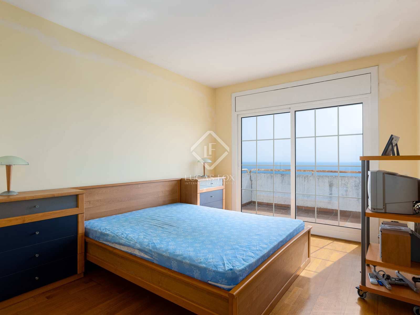 5 soveværelse Villa til salg i Premia de Dalt med swimmingpool garage - € 990.000 (Ref: 8210295)