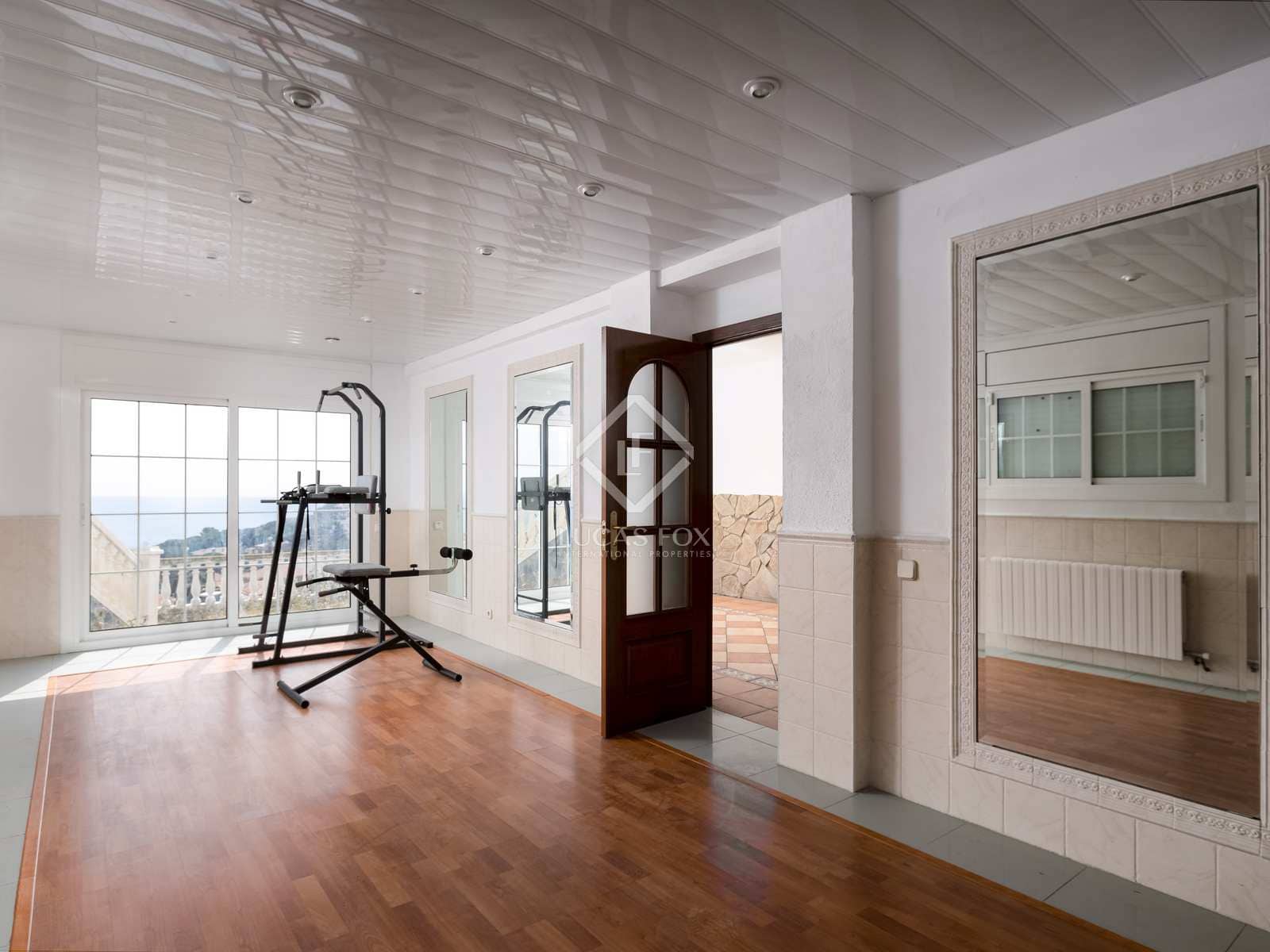 5 soveværelse Villa til salg i Premia de Dalt med swimmingpool garage - € 990.000 (Ref: 8210295)