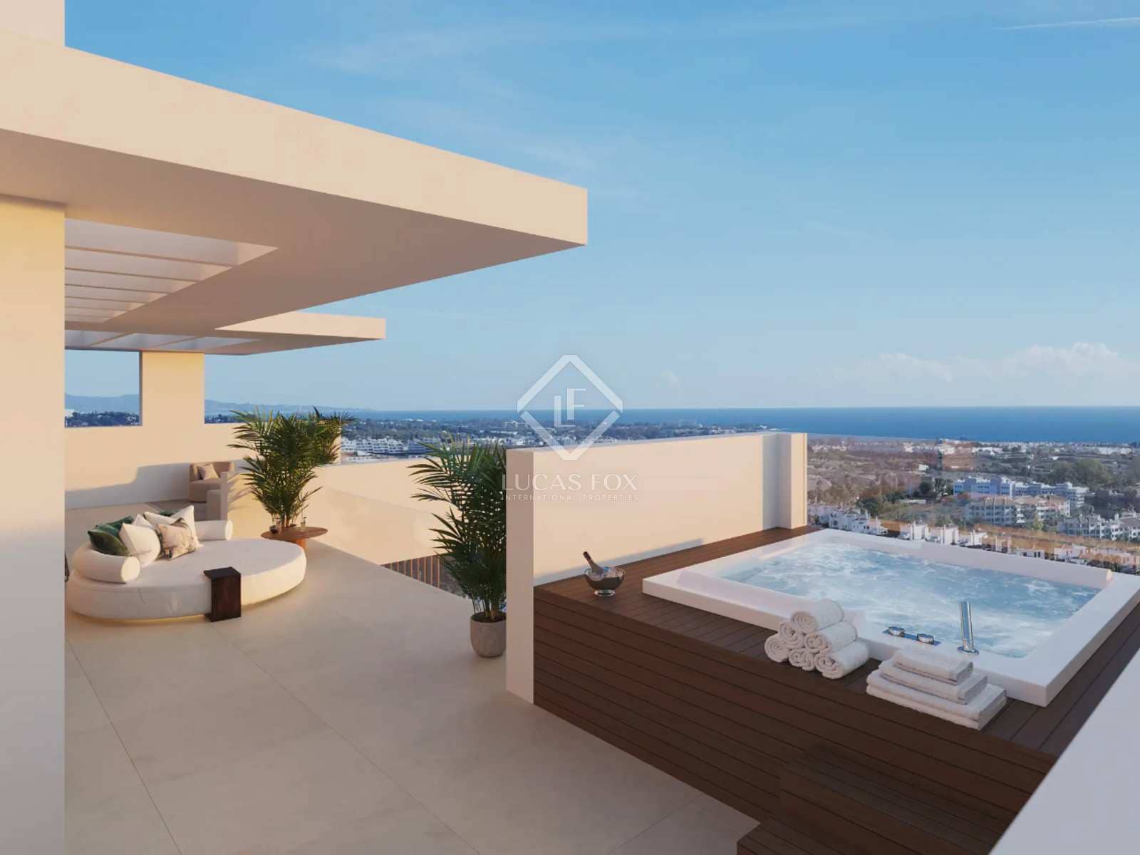 3 bedroom Villa for sale in Estepona with pool - € 2,750,000 (Ref: 8211904)