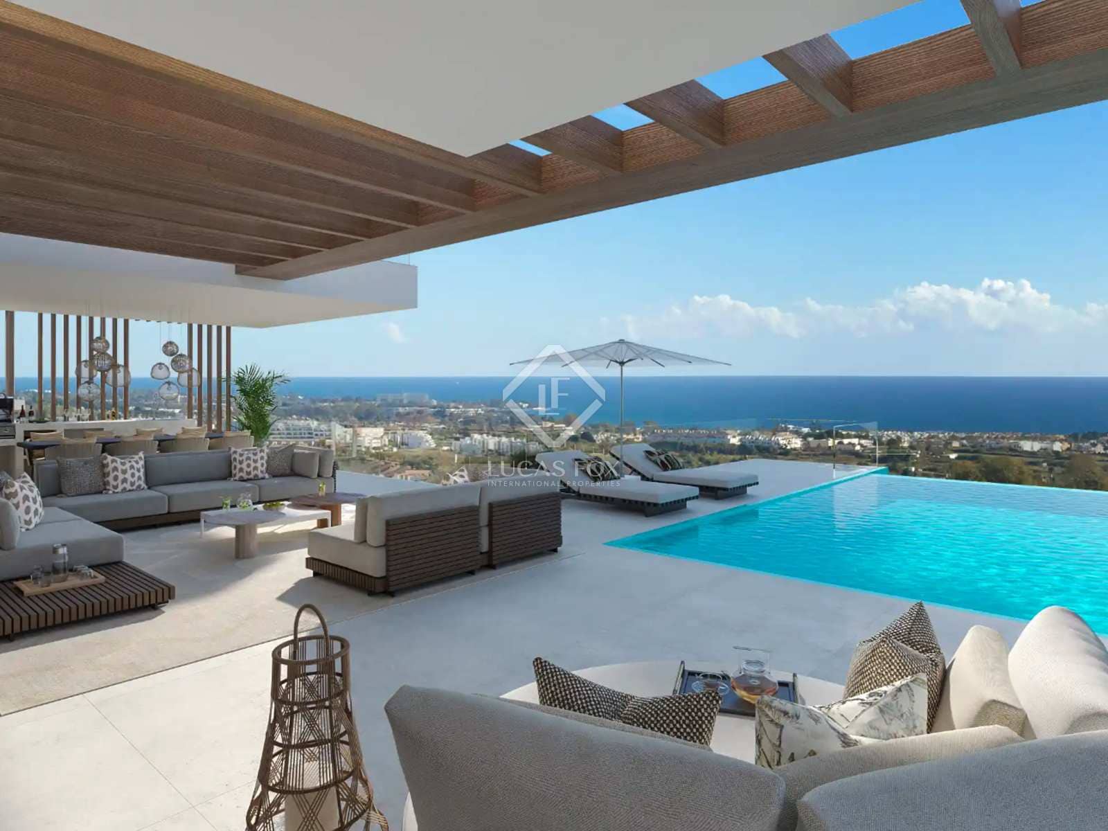 3 bedroom Villa for sale in Estepona with pool - € 2,750,000 (Ref: 8211904)