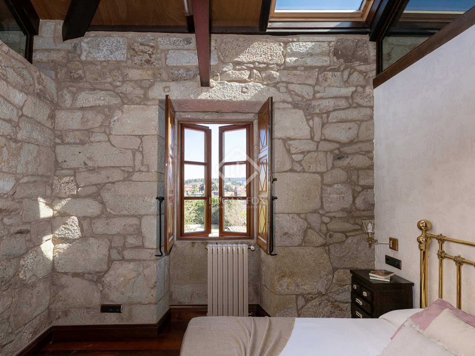 6 soveværelse Villa til salg i Pontevedra by med swimmingpool garage - € 1.250.000 (Ref: 8212578)