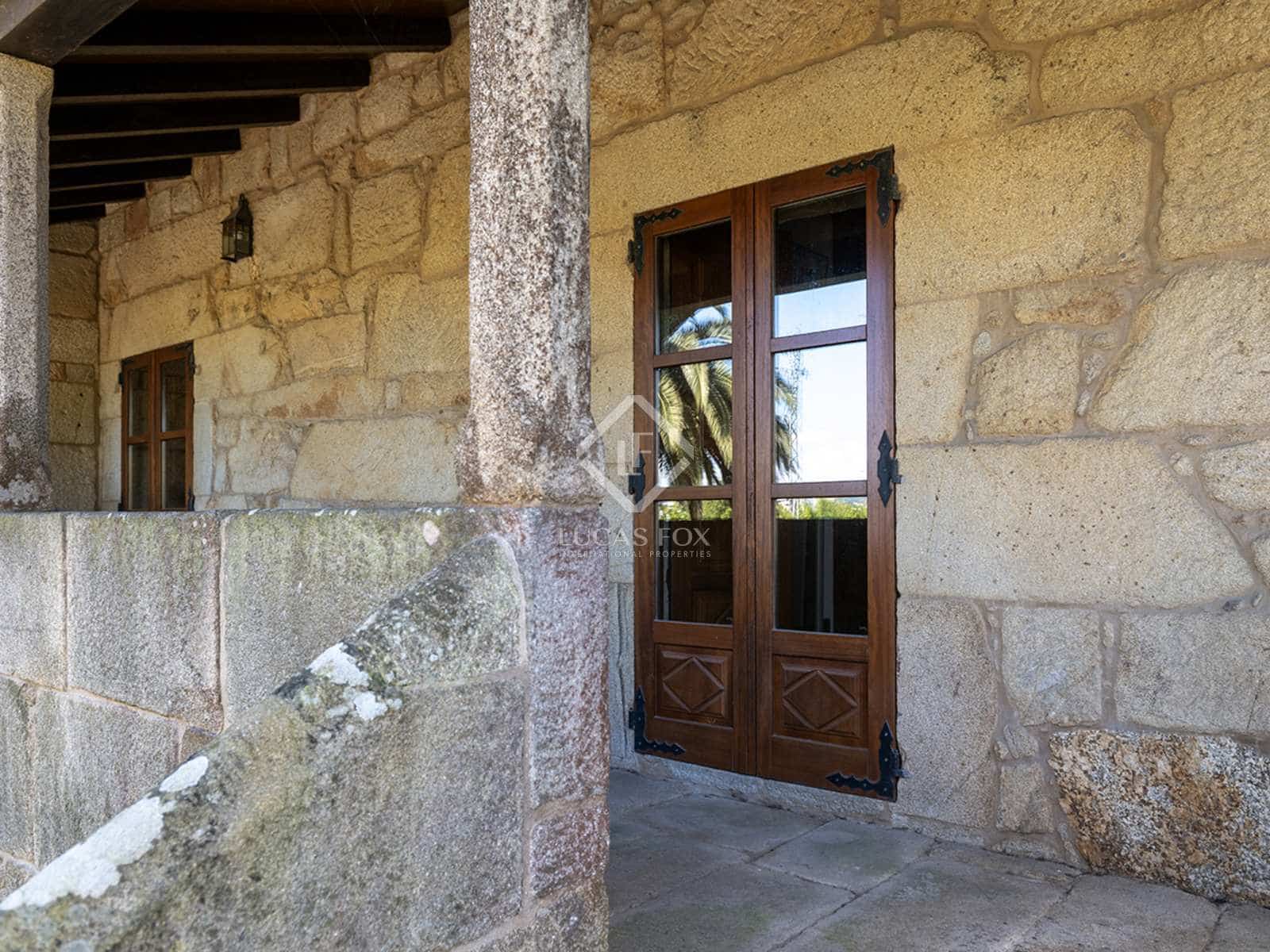 6 soveværelse Villa til salg i Pontevedra by med swimmingpool garage - € 1.250.000 (Ref: 8212578)