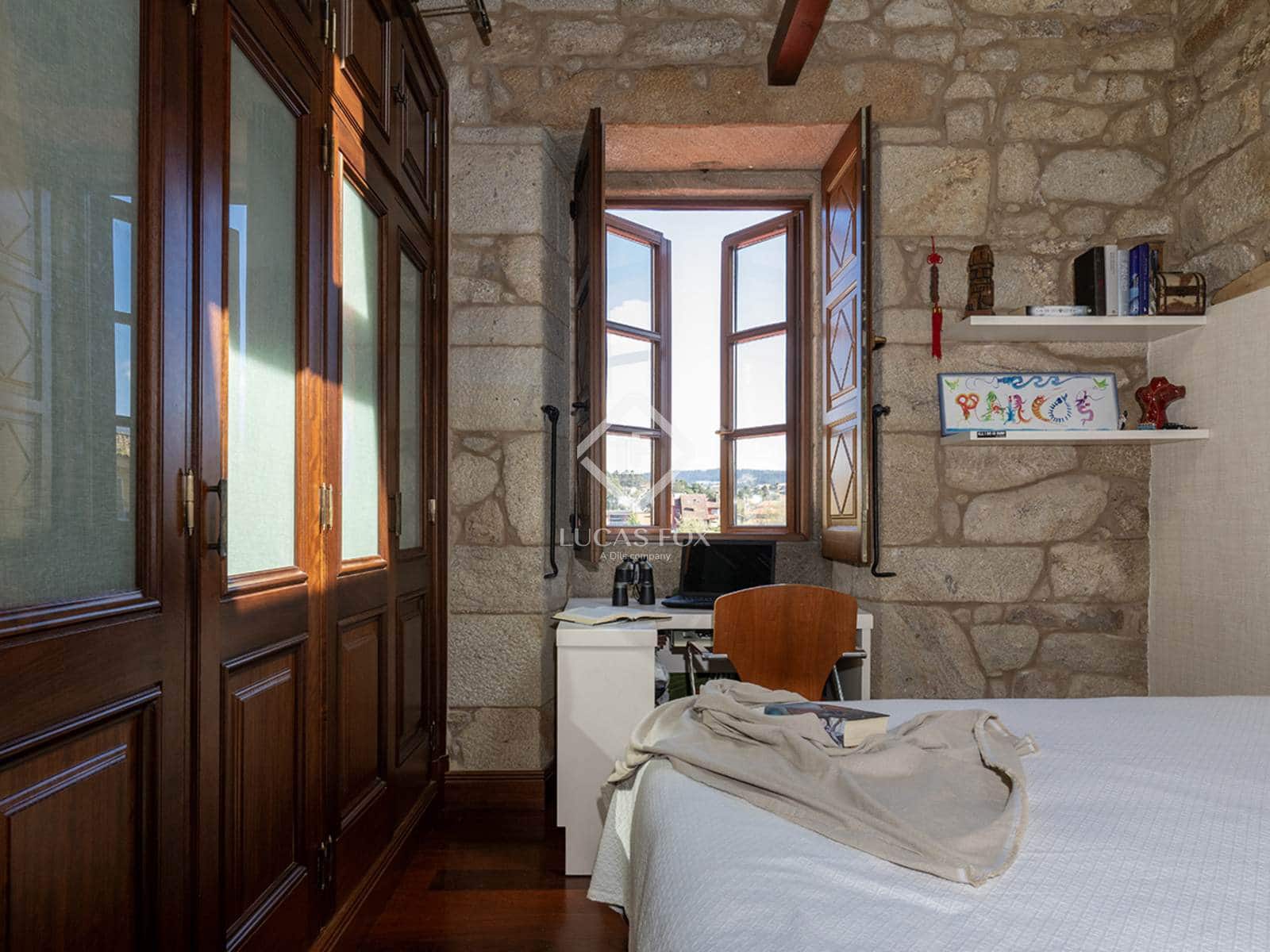 6 soveværelse Villa til salg i Pontevedra by med swimmingpool garage - € 1.250.000 (Ref: 8212578)