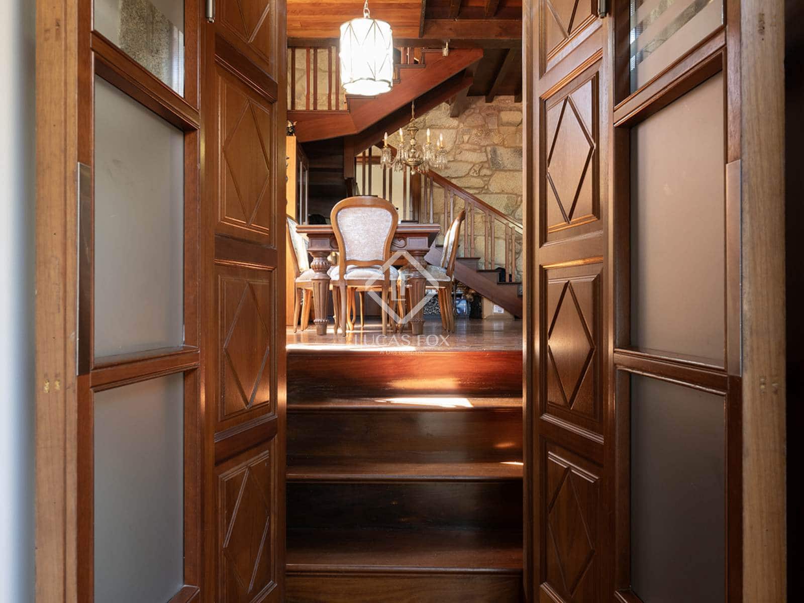 6 soveværelse Villa til salg i Pontevedra by med swimmingpool garage - € 1.250.000 (Ref: 8212578)