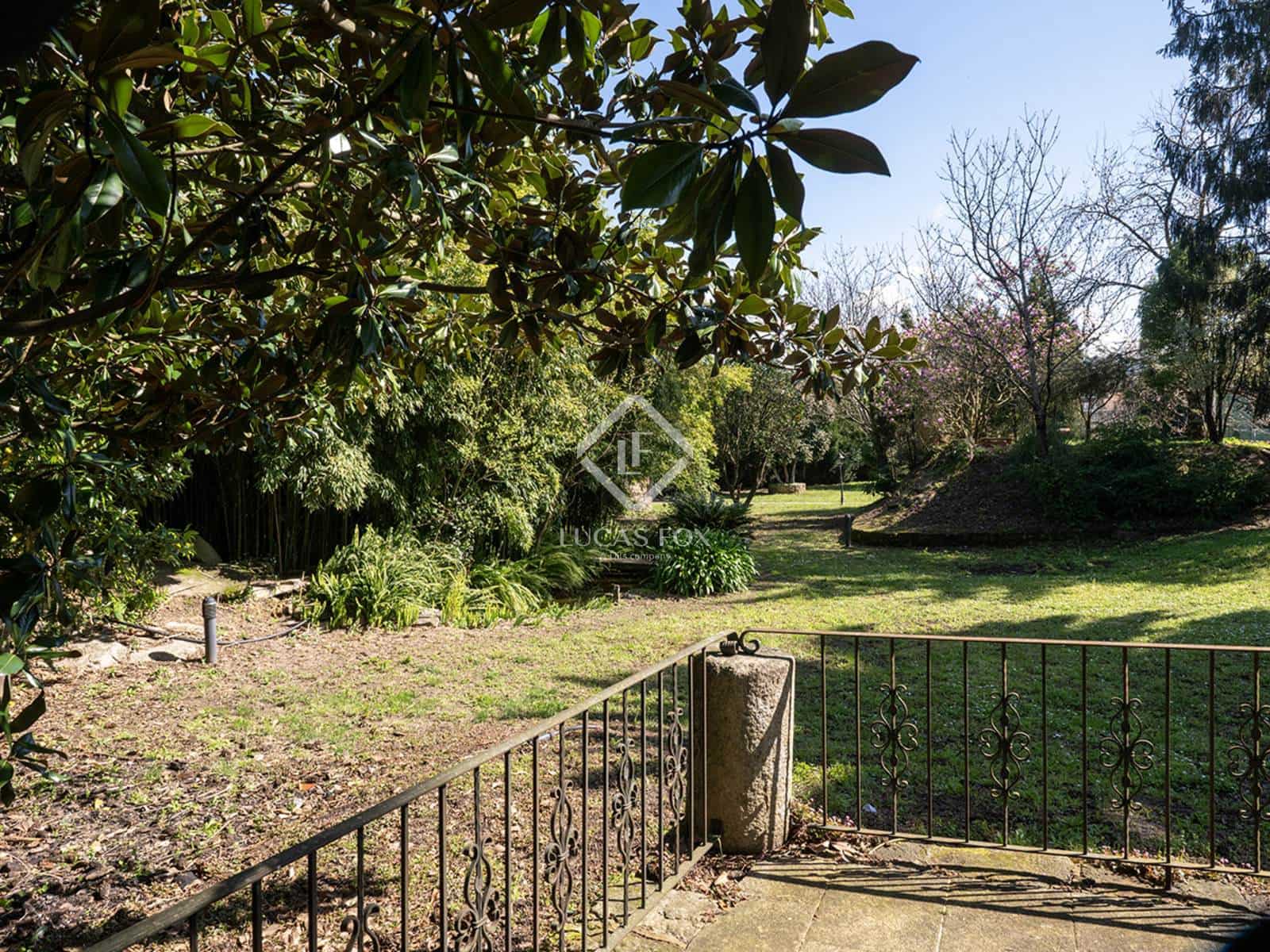 6 soveværelse Villa til salg i Pontevedra by med swimmingpool garage - € 1.250.000 (Ref: 8212578)