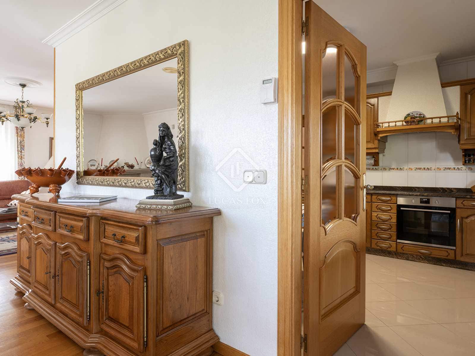 5 soveværelse Villa til salg i Vilagarcia de Arousa med swimmingpool garage - € 880.000 (Ref: 8214711)