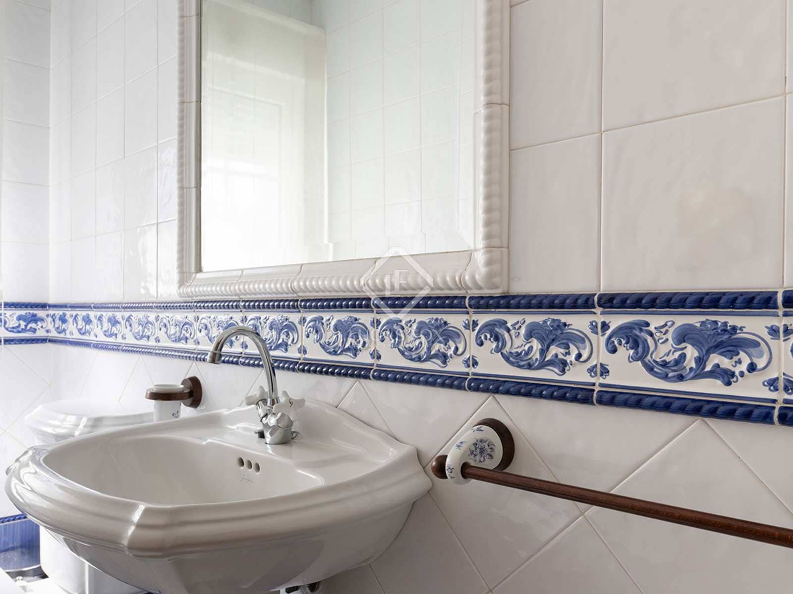 5 soveværelse Villa til salg i Vilagarcia de Arousa med swimmingpool garage - € 880.000 (Ref: 8214711)