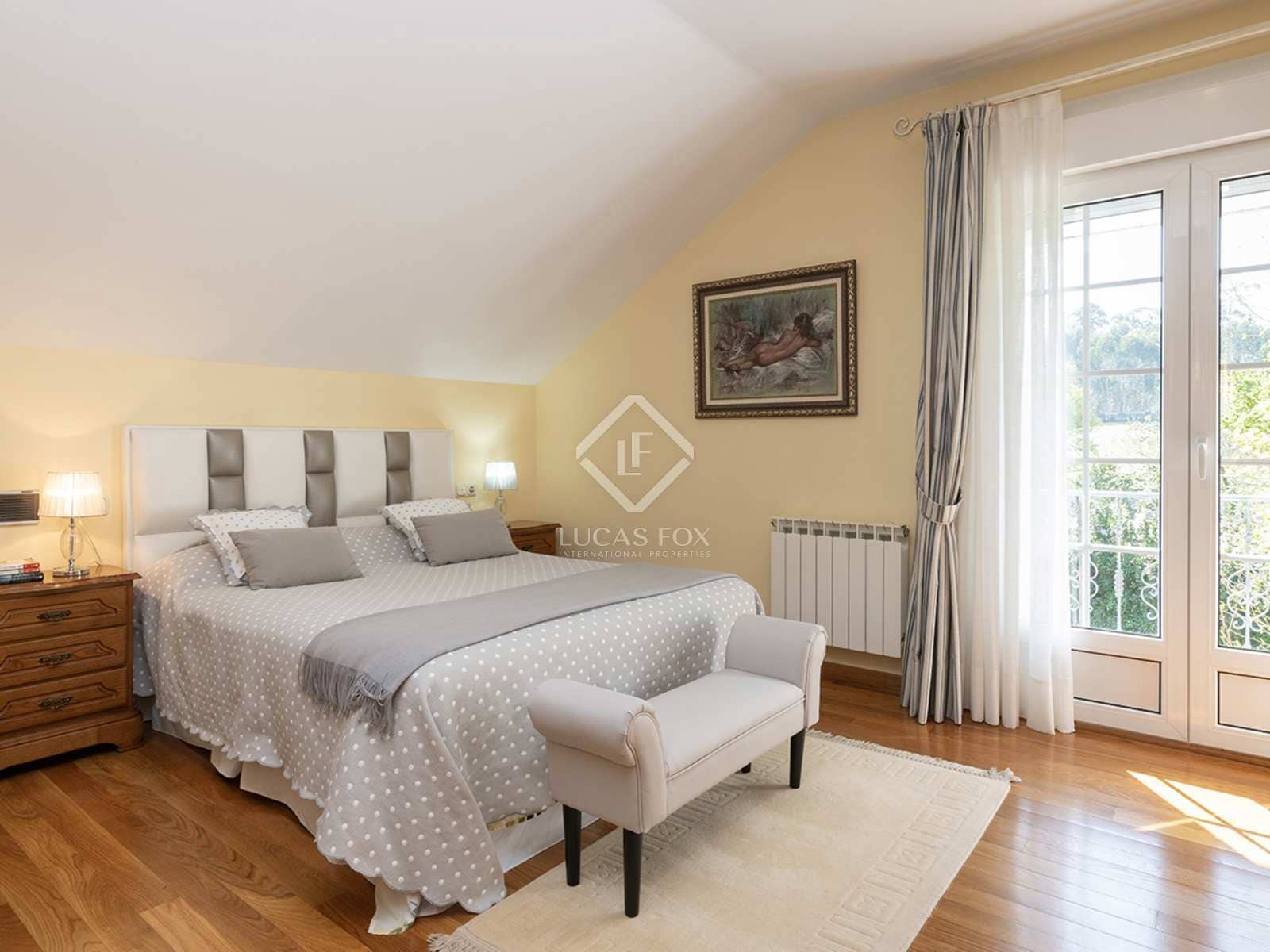 5 soveværelse Villa til salg i Vilagarcia de Arousa med swimmingpool garage - € 880.000 (Ref: 8214711)