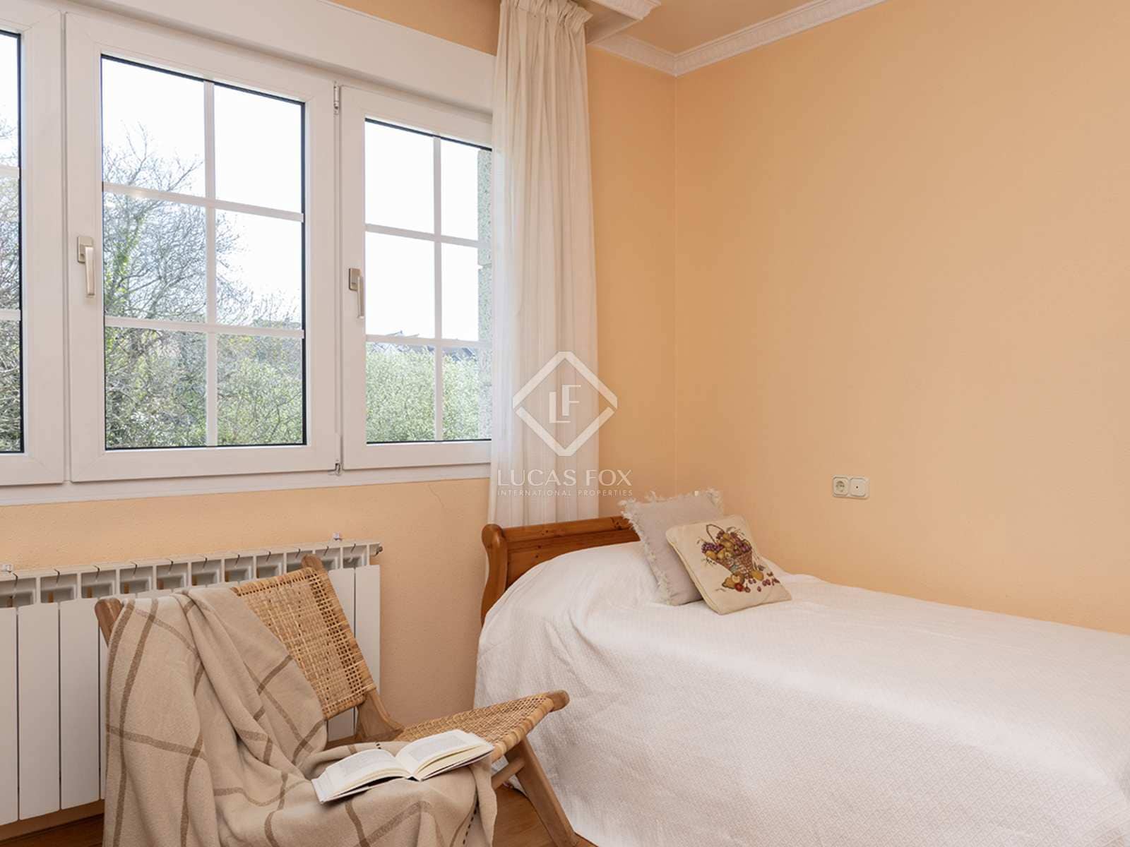 5 soveværelse Villa til salg i Vilagarcia de Arousa med swimmingpool garage - € 880.000 (Ref: 8214711)