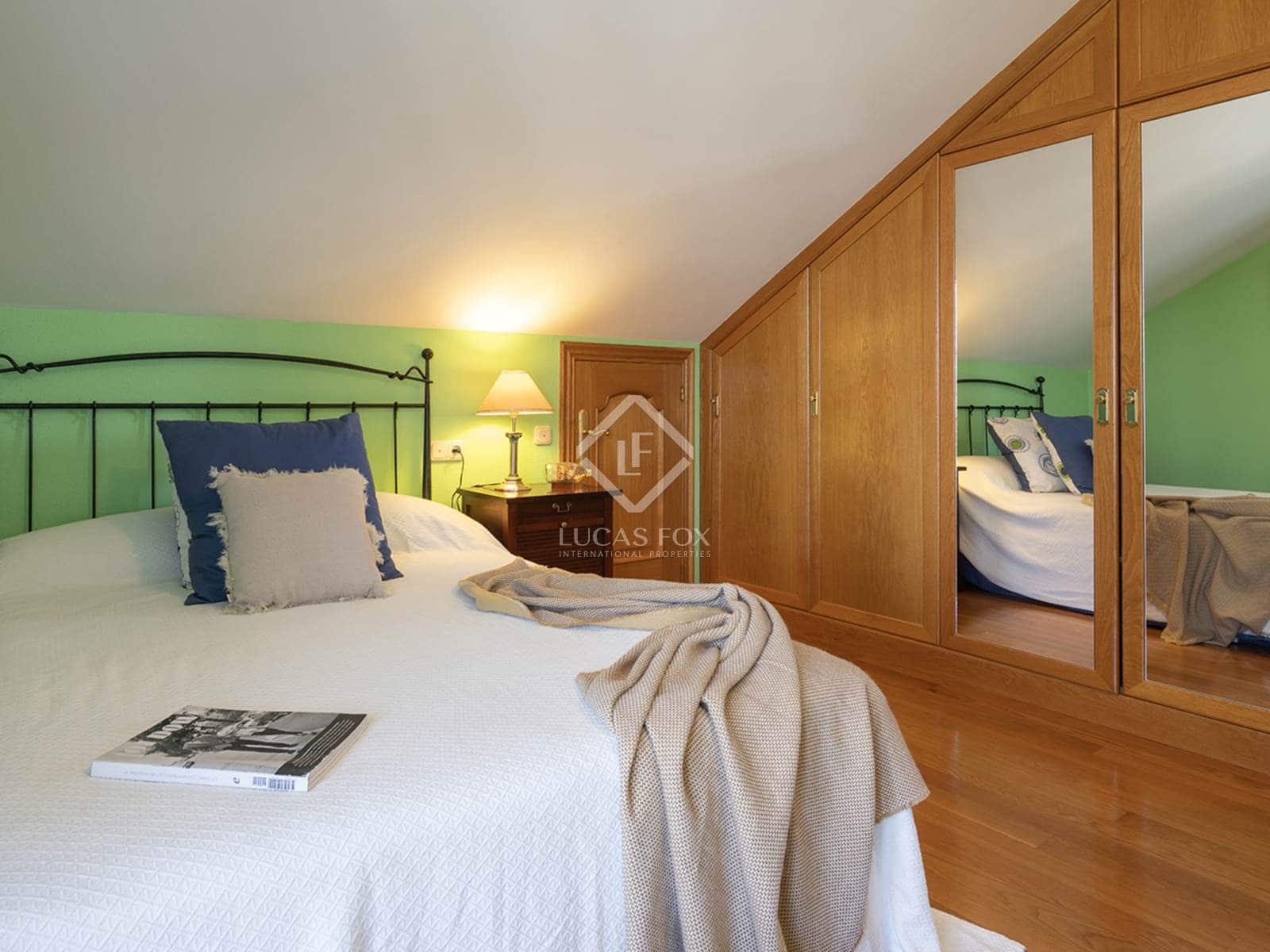 5 soveværelse Villa til salg i Vilagarcia de Arousa med swimmingpool garage - € 880.000 (Ref: 8214711)