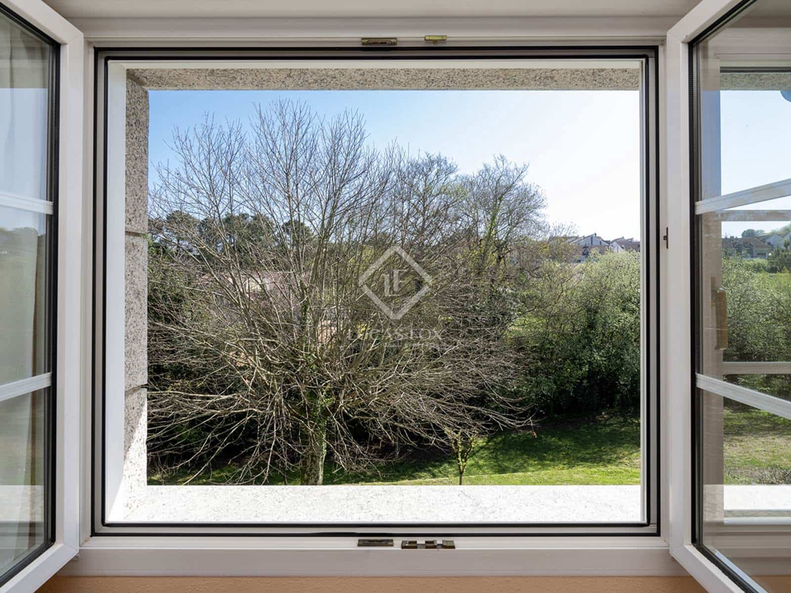 5 soveværelse Villa til salg i Vilagarcia de Arousa med swimmingpool garage - € 880.000 (Ref: 8214711)