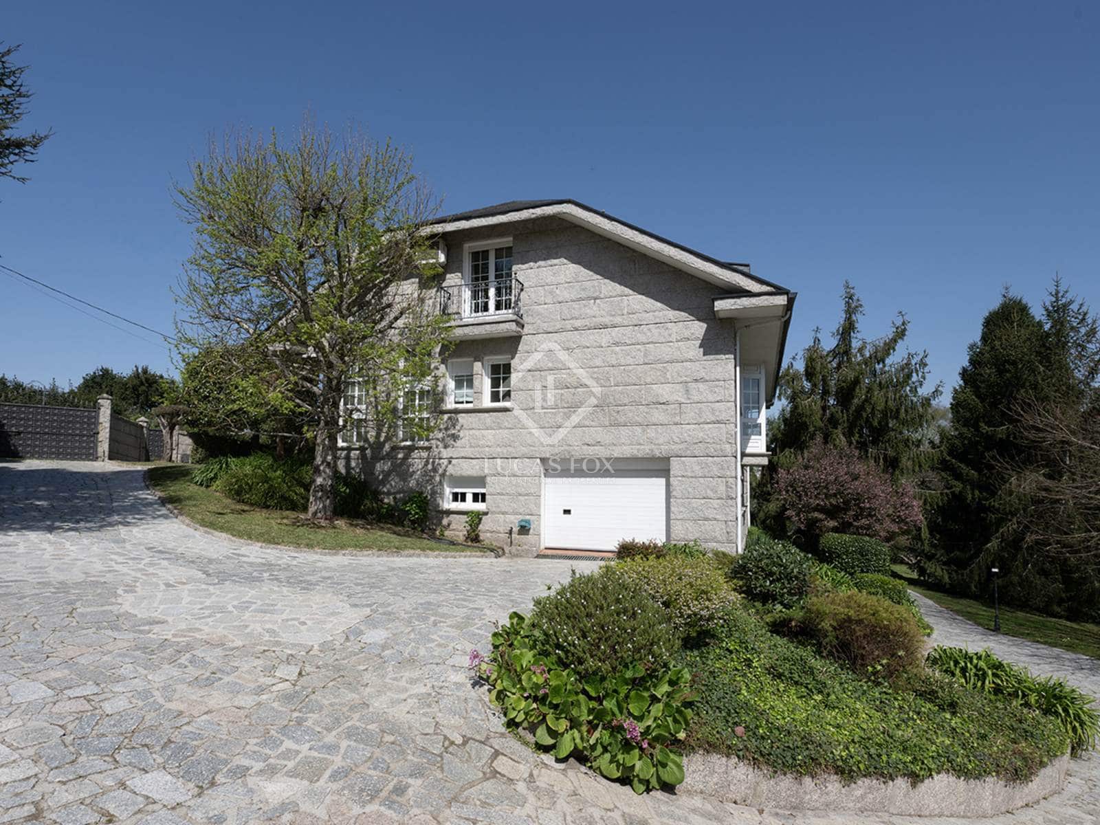 5 soveværelse Villa til salg i Vilagarcia de Arousa med swimmingpool garage - € 880.000 (Ref: 8214711)