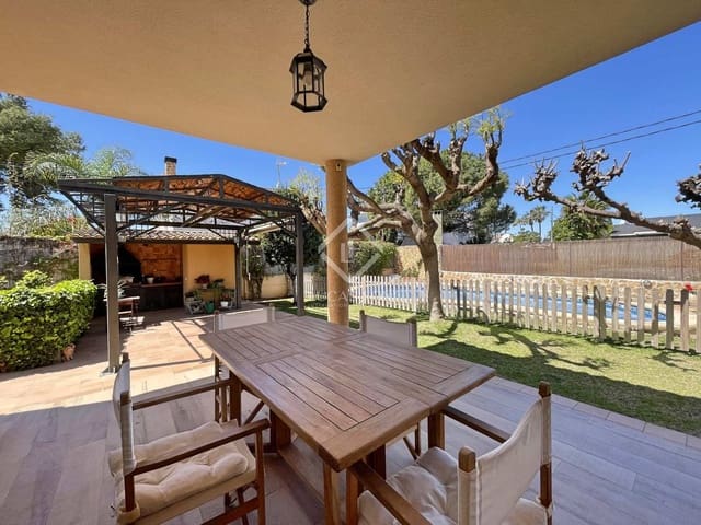 4 slaapkamer Villa te koop in San Juan de Alicante / Sant Joan d'Alacant met zwembad garage - € 749.000 (Ref: 8215308)