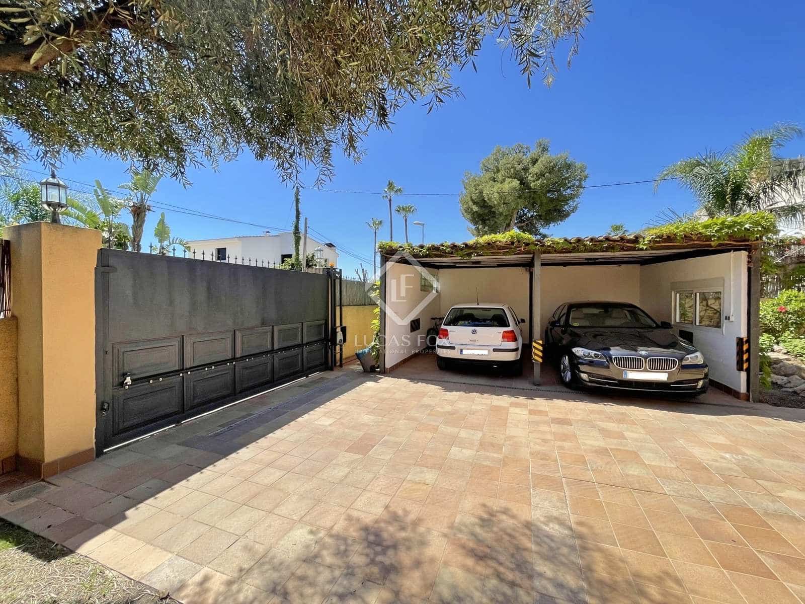 4 slaapkamer Villa te koop in San Juan de Alicante / Sant Joan d'Alacant met zwembad garage - € 749.000 (Ref: 8215308)